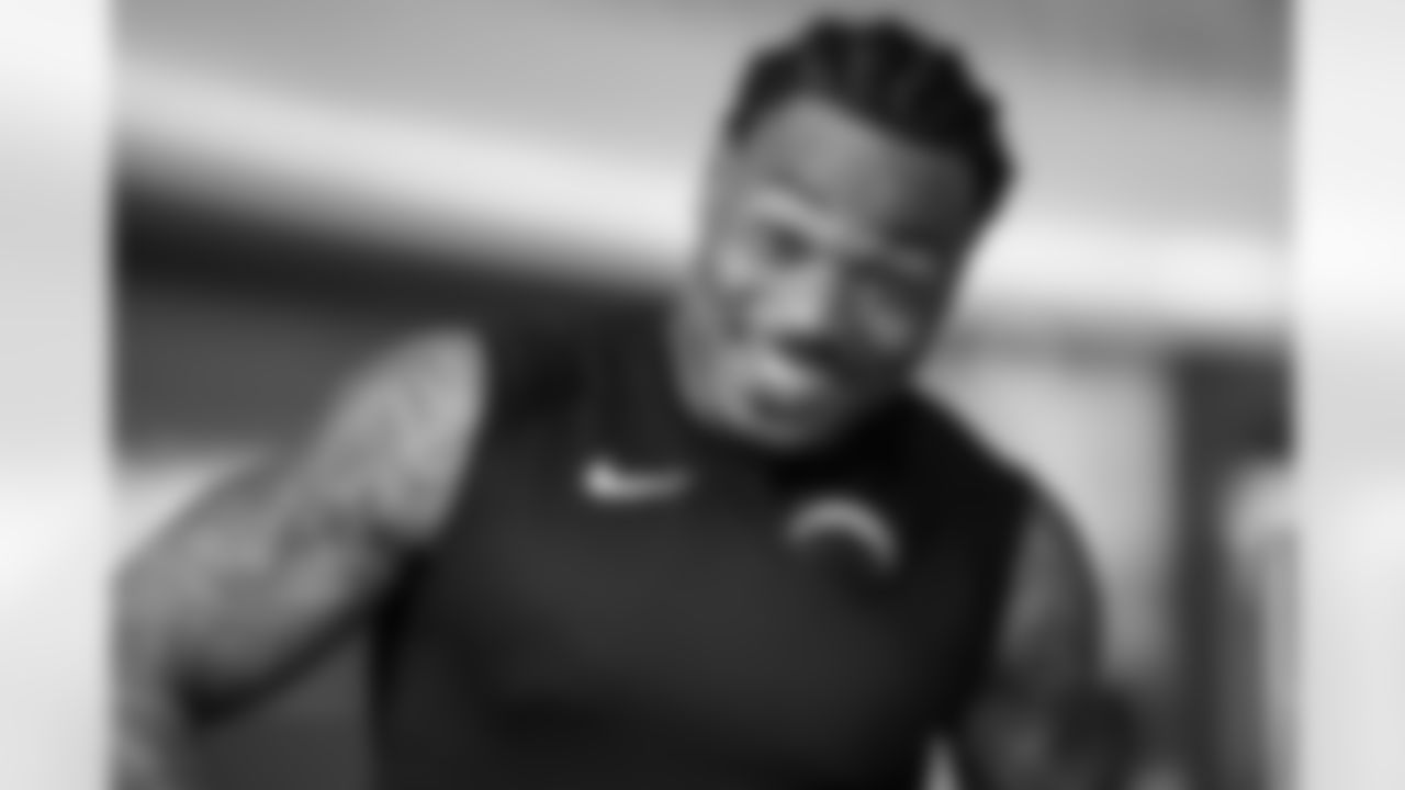 S Derwin James Jr. (3)