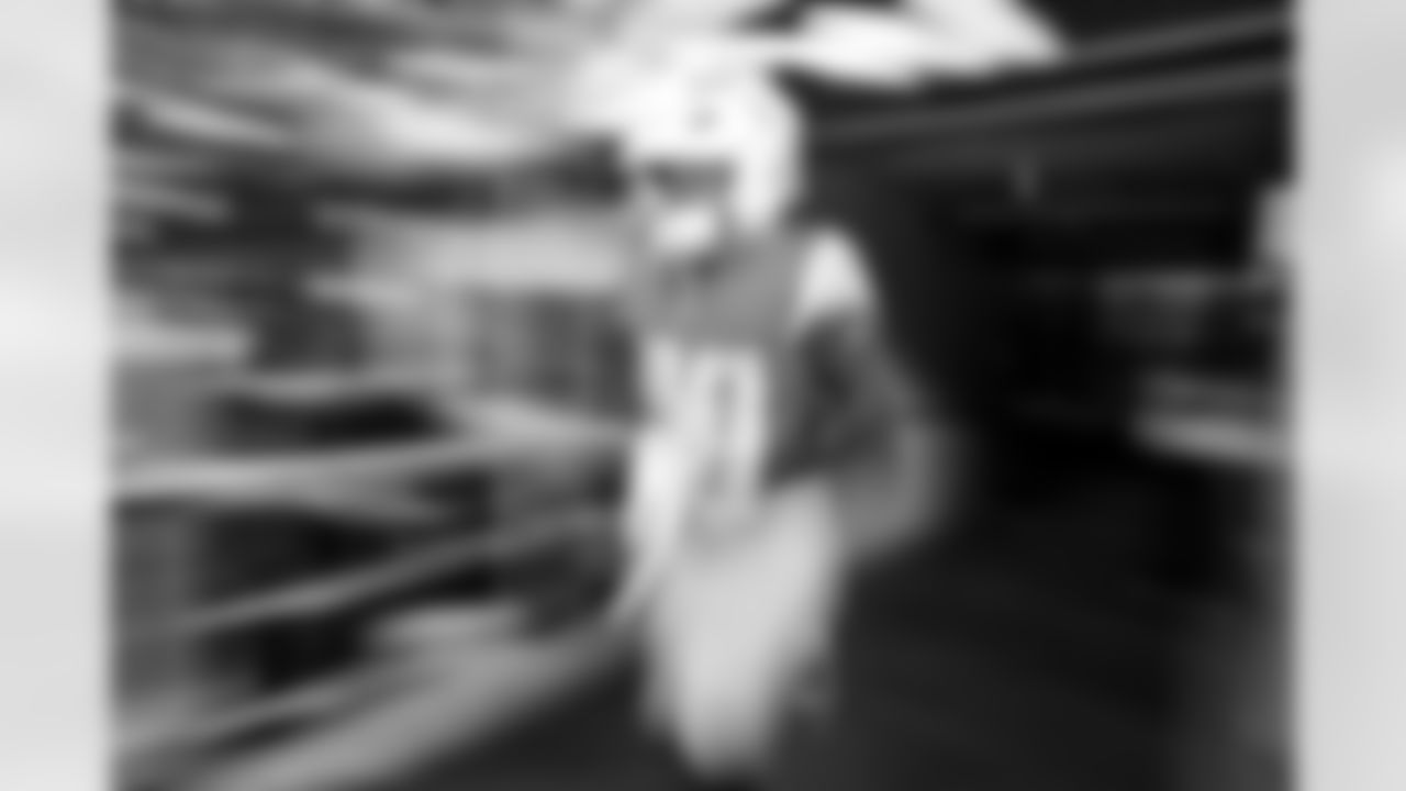 RB Kimani Vidal (30)