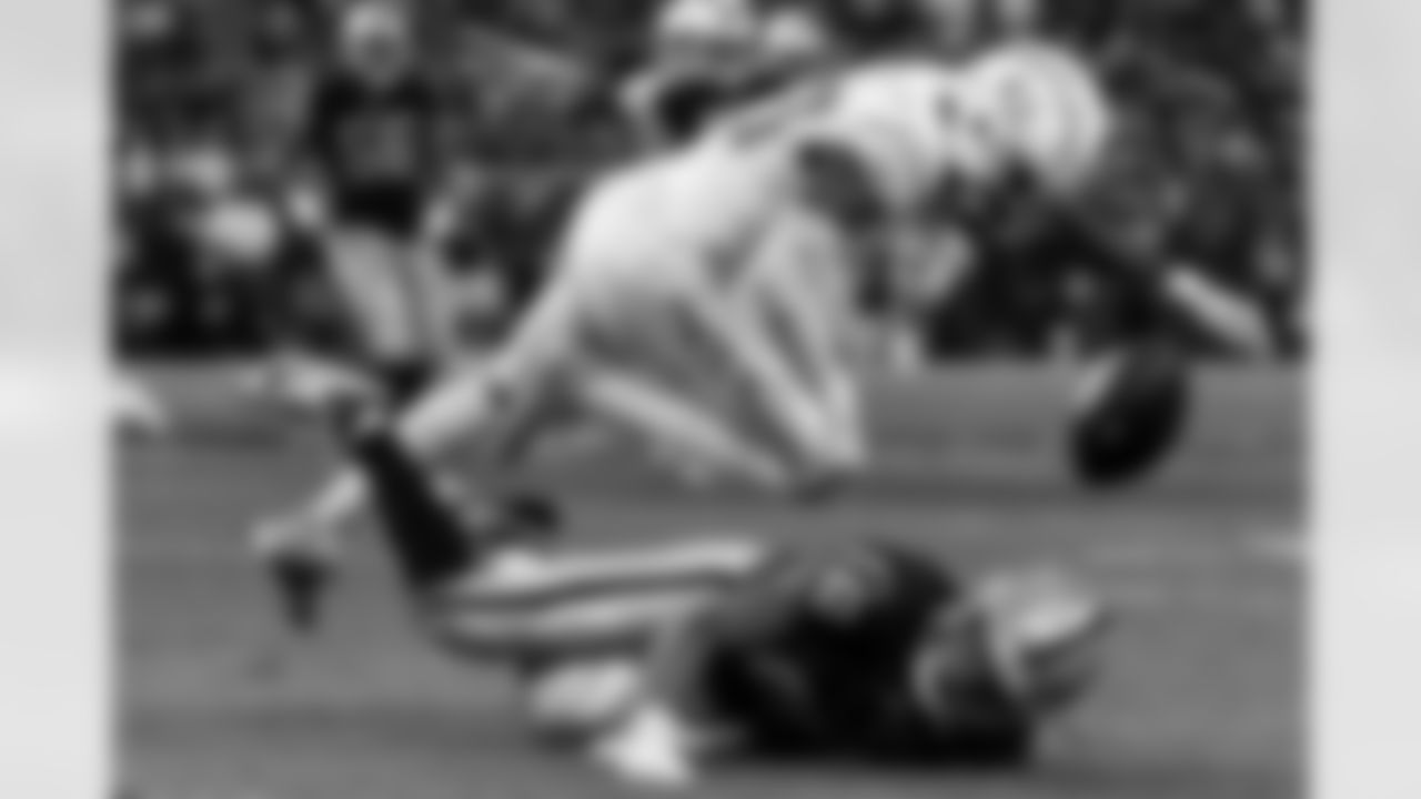 The Los Angeles Chargers play the Las Vegas Raiders on Thursday, December 14, 2023 at Allegiant Stadium in Las Vegas, NV.
[FINAL SCORE: LV 63 - LV 21]