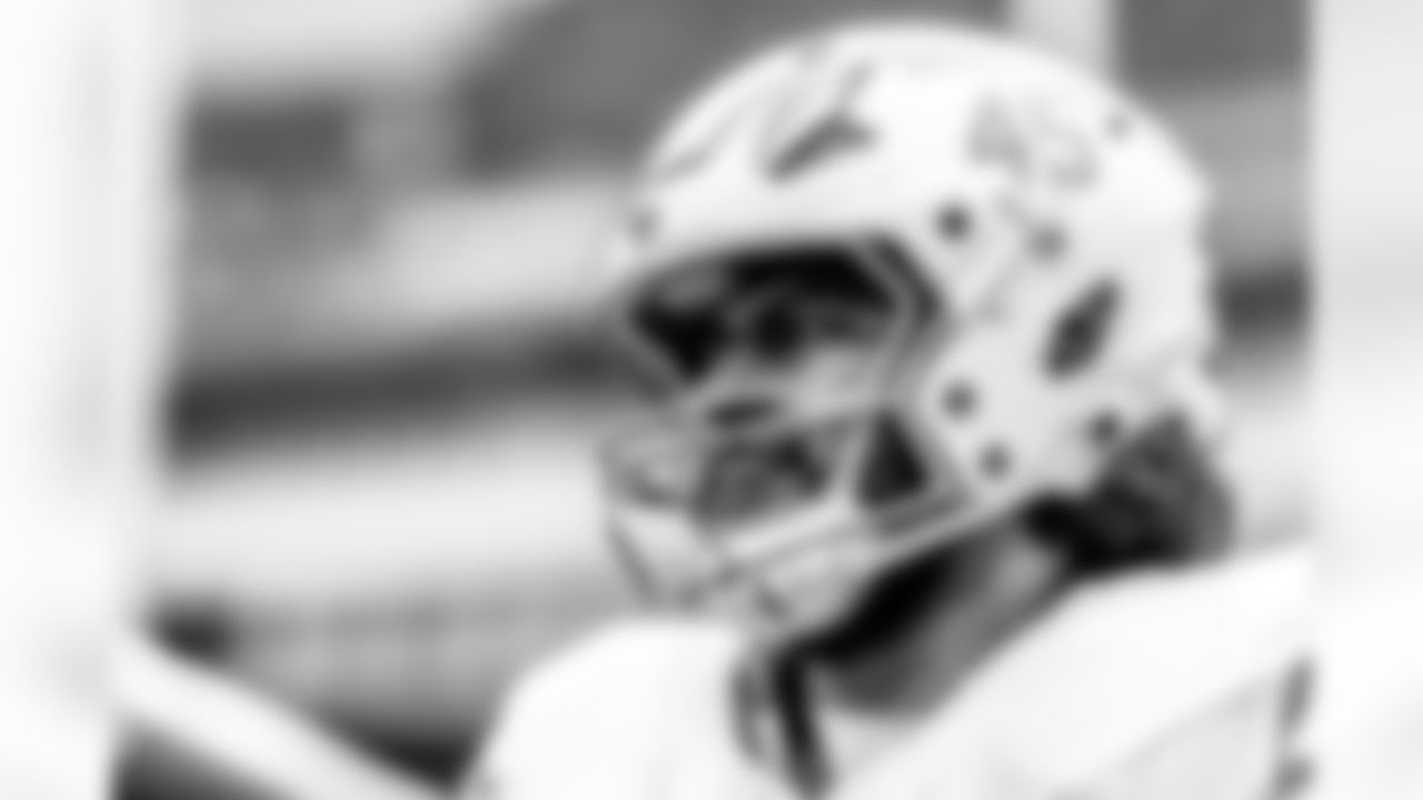 Take a look back at the Chargers Week 17 matchup with the Patriots in monochrome!