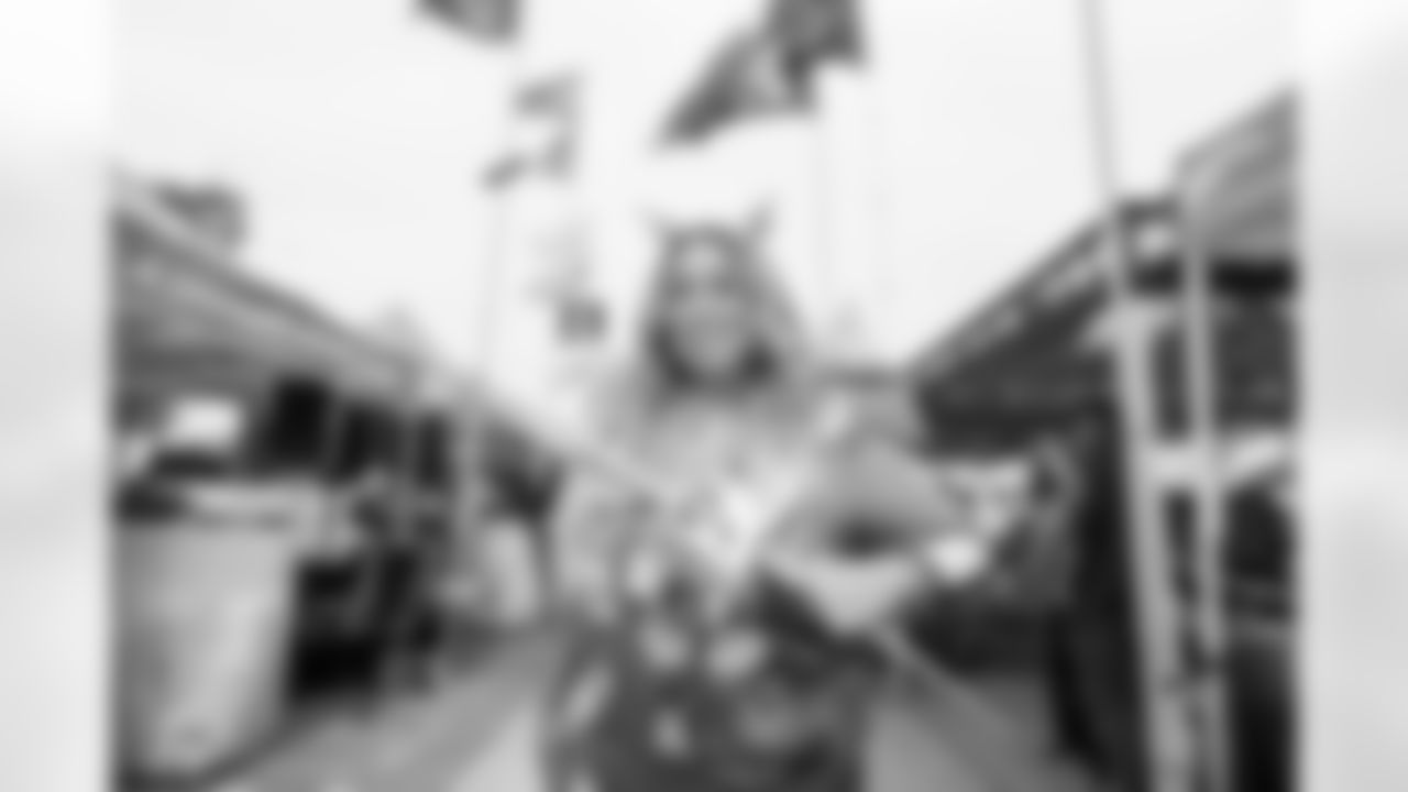 Fans joined the Bolt Fam at Pepsi Tailgate Central to get gameday ready for the Chargers' Week 13 clash with the Las Vegas Raiders.