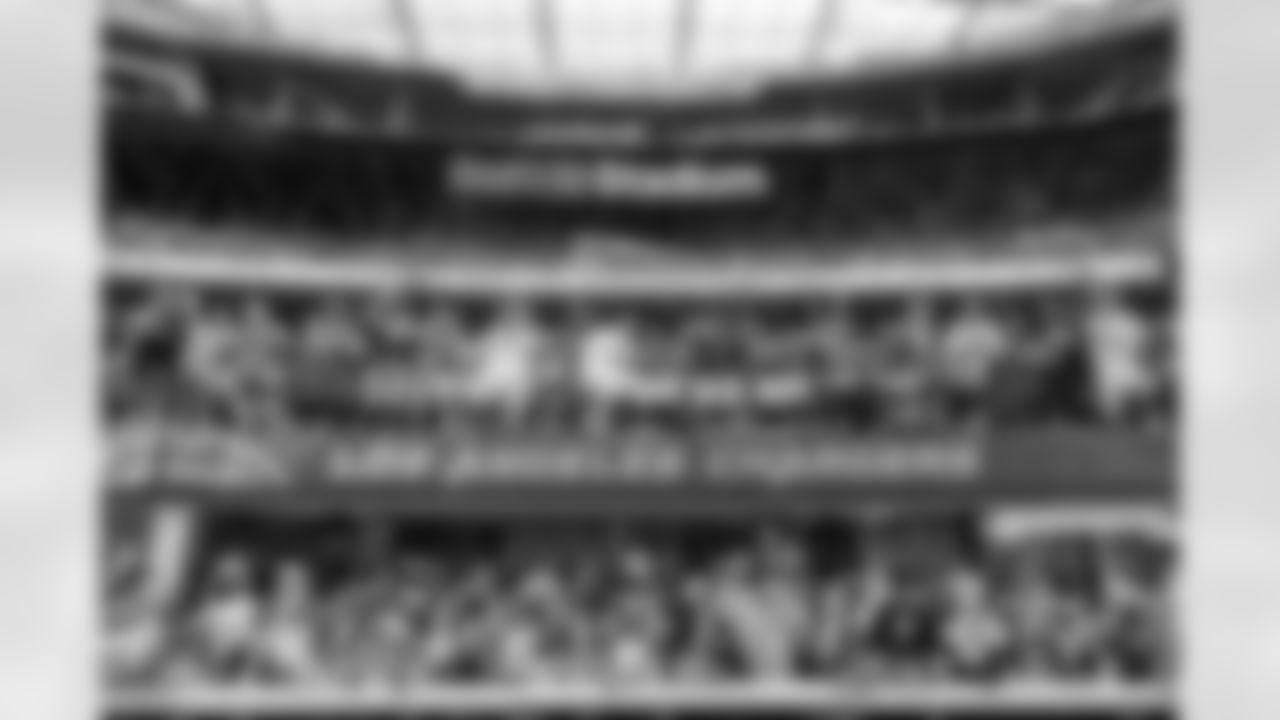 The Los Angeles Chargers play the Tennessee Titans on Sunday, November 10, 2024 at SoFi Stadium in Inglewood, CA.
[FINAL SCORE: LAC 27 - TEN 17]