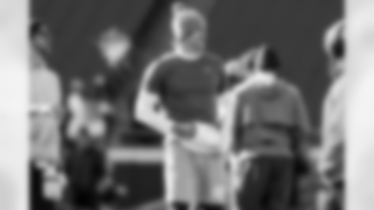 QB Justin Herbert (10)