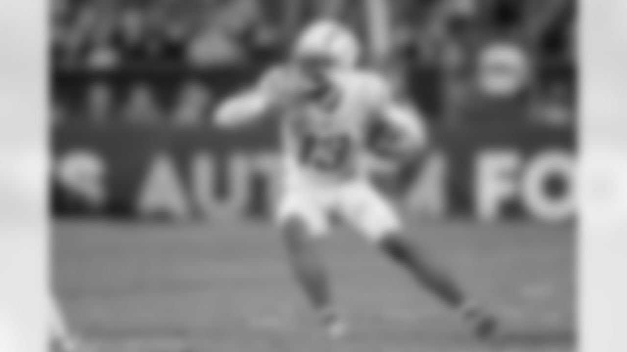 The Los Angeles Chargers play the Philadelphia Eagles on Sunday, November 7, 2021 at Lincoln Financial Field in Philadelphia, PA.
[FINAL SCORE: LAC 27 - PHI 24]