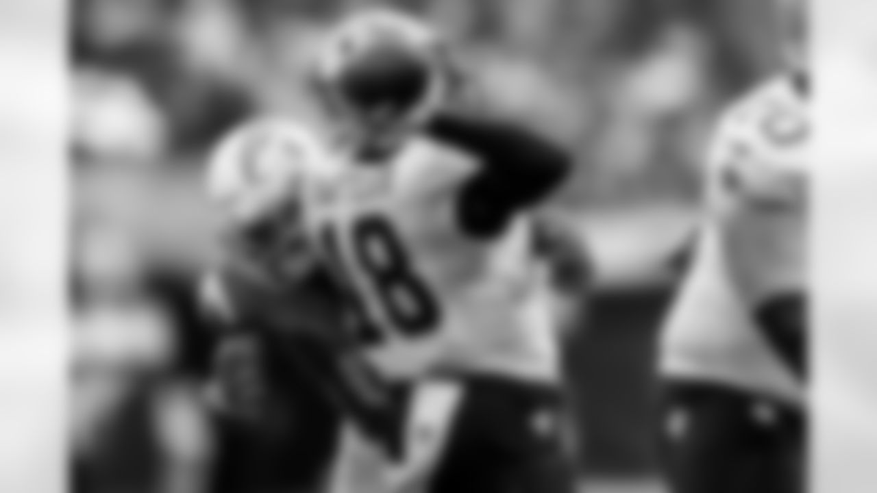 The Los Angeles Chargers play the New Orleans Saints on Sunday, October 27, 2024 at SoFi Stadium in Inglewood, CA.
[FINAL SCORE: LAC 26 - NO 8]