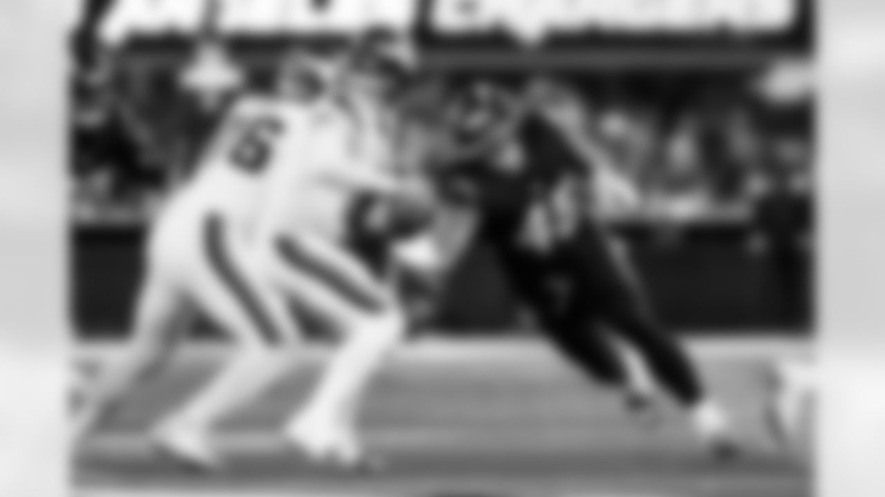 Check out the best shots from the Chargers Week 8 matchup against the Vikings!