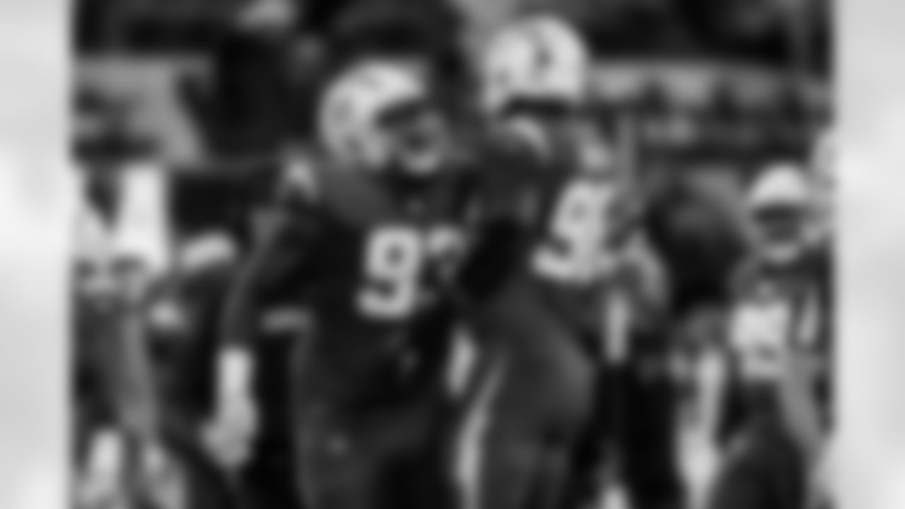 Take a look at the best photos of Chargers 2026 free agent Otito Ogbonnia