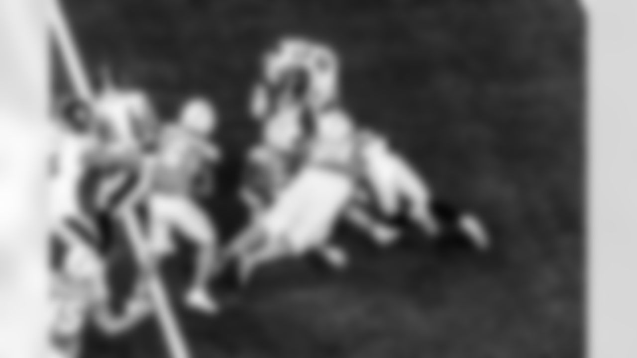 Take a look back at the Chargers Week 10 matchup with the Steelers in monochrome.