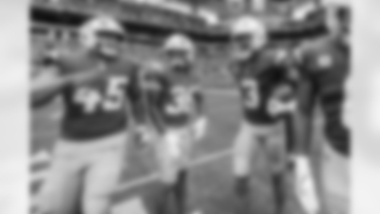 Check out the best shots from the Chargers Week 6 matchup against the Dolphins!