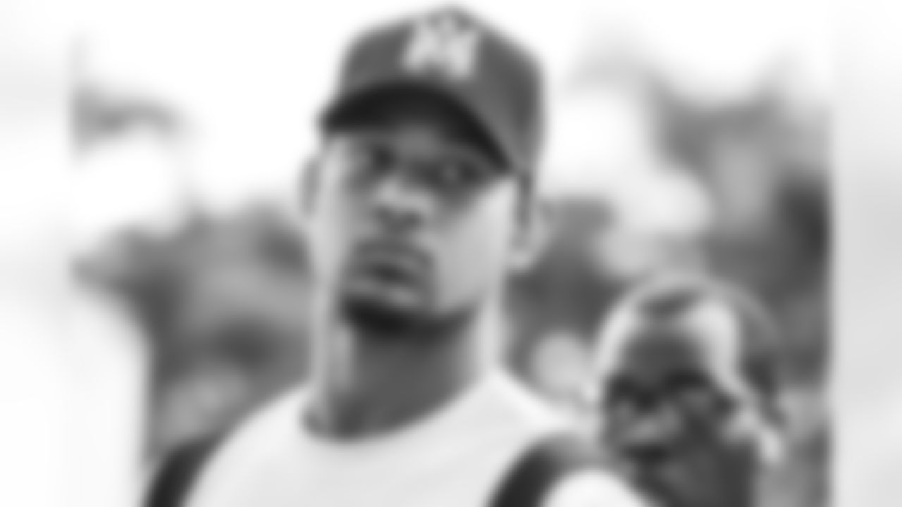 QB Trey Lance (5)