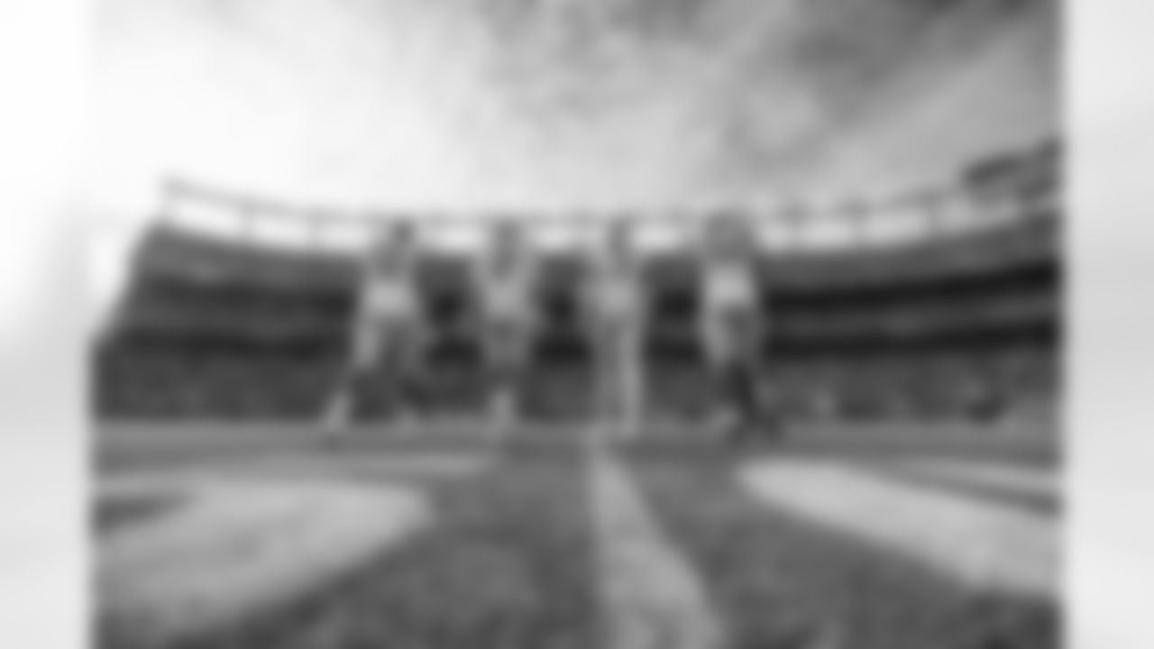 The Los Angeles Chargers play the Denver Broncos on Sunday, December 31, 2023 at Empower Field at Mile High in Denver, CO.
[FINAL SCORE: DEN 16 - LAC 9]