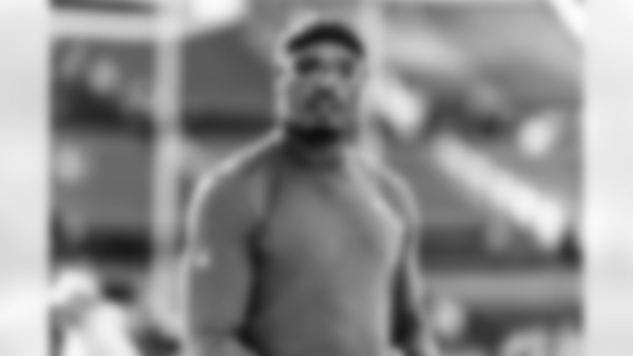 Take a look back at the Chargers Week 18 matchup with the Broncos in monochrome.