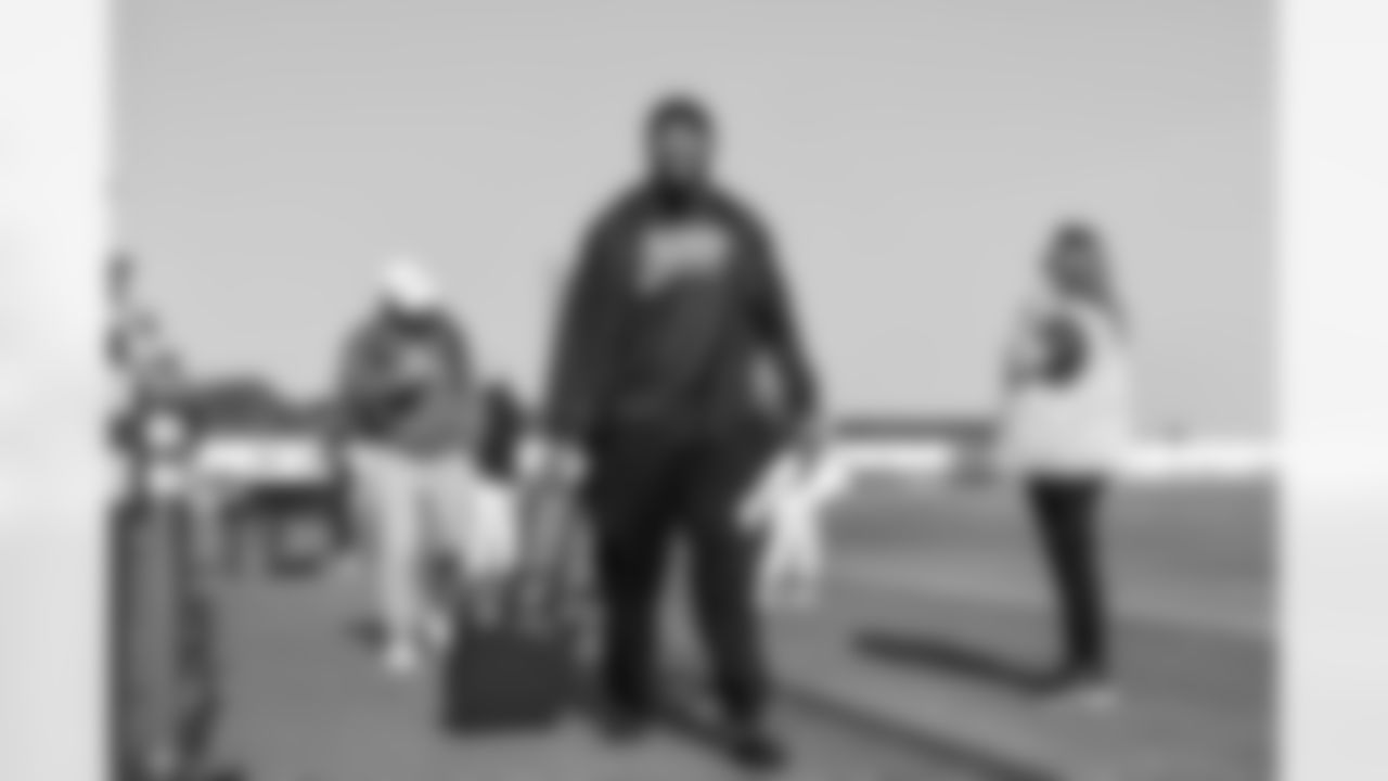 Los Angeles Chargers DL Justin Eboigbe (92) travels to Dallas on Saturday, Dec. 20, 2025 for the Week 16 regular season matchup against the Dallas Cowboys.