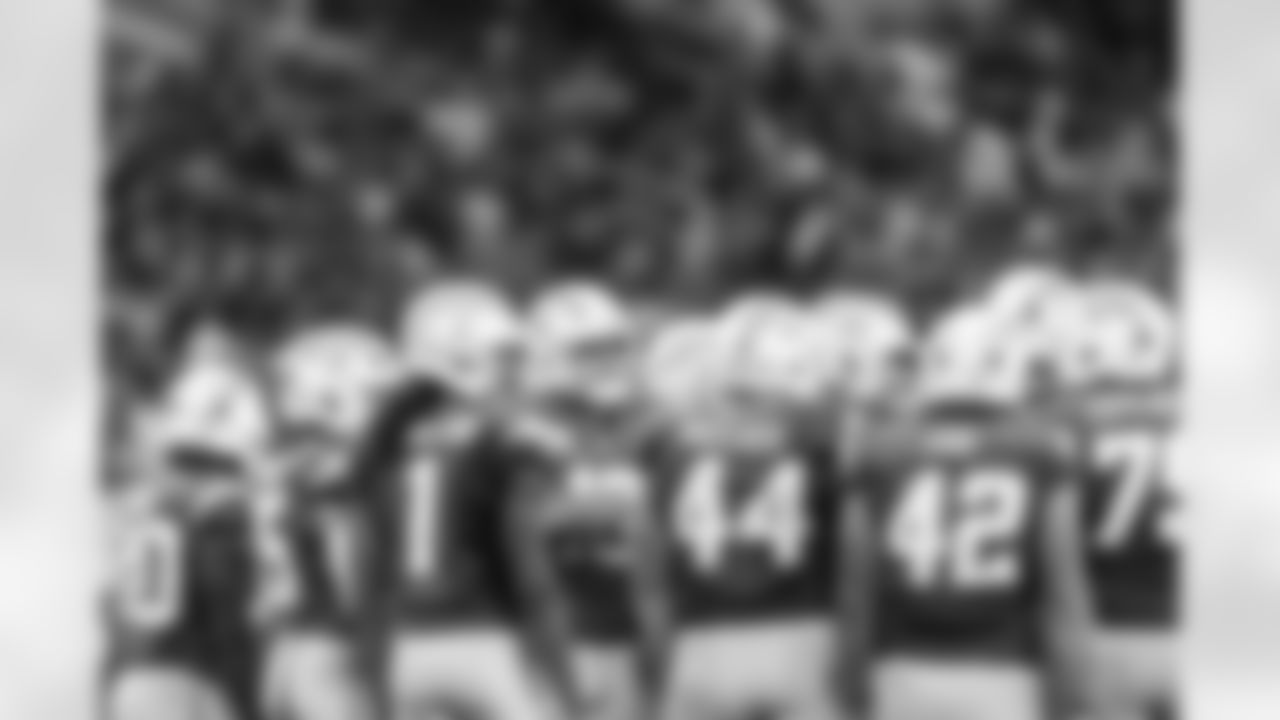 Check out the best shots from the Chargers Week 10 matchup against the Steelers!