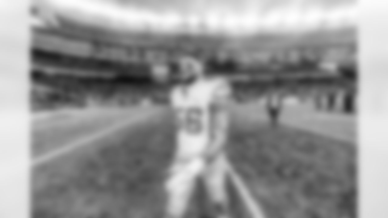 Take a look back at the Chargers Week 17 matchup with the Patriots in monochrome!
