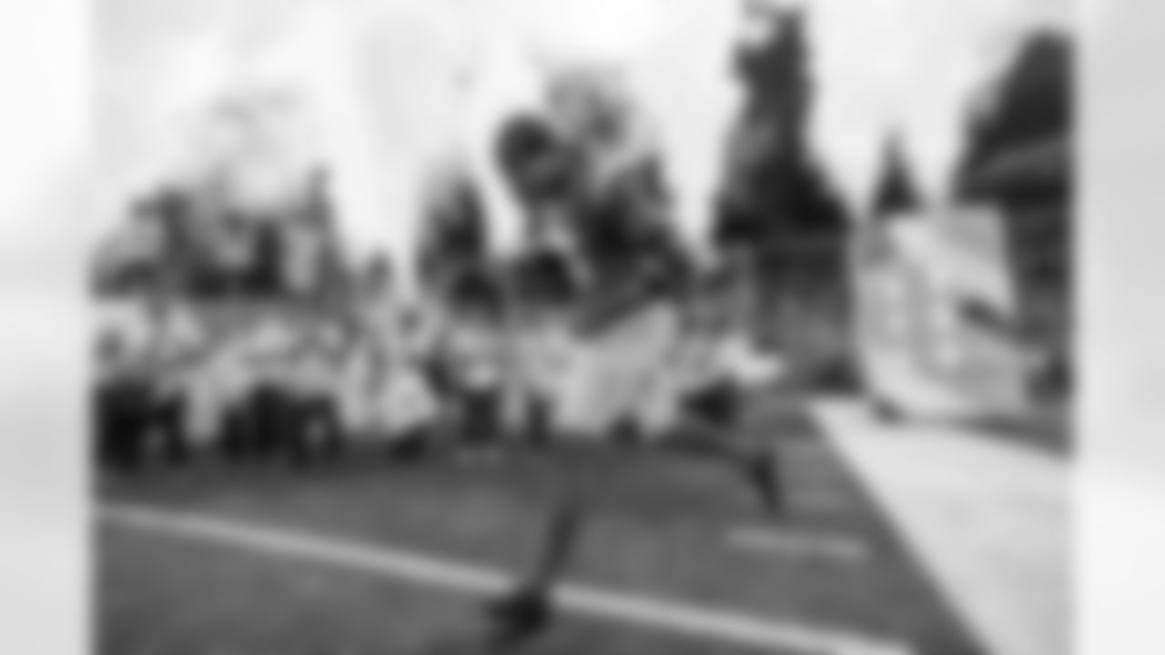 Take a look back at the best photos of Derwin James, Jr.'s 2025 campaign.