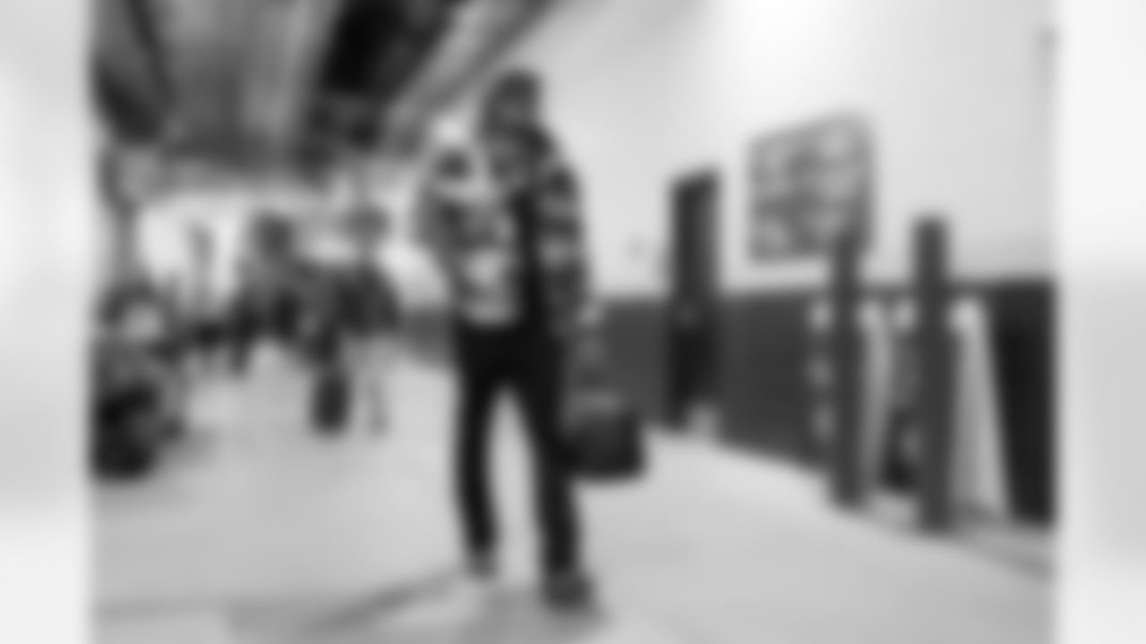 The Los Angeles Chargers play the New England Patriots on Sunday, December 3, 2023 at Gillette Stadium in Foxborough, MA.
[FINAL SCORE: LAC 6 - NE 0]