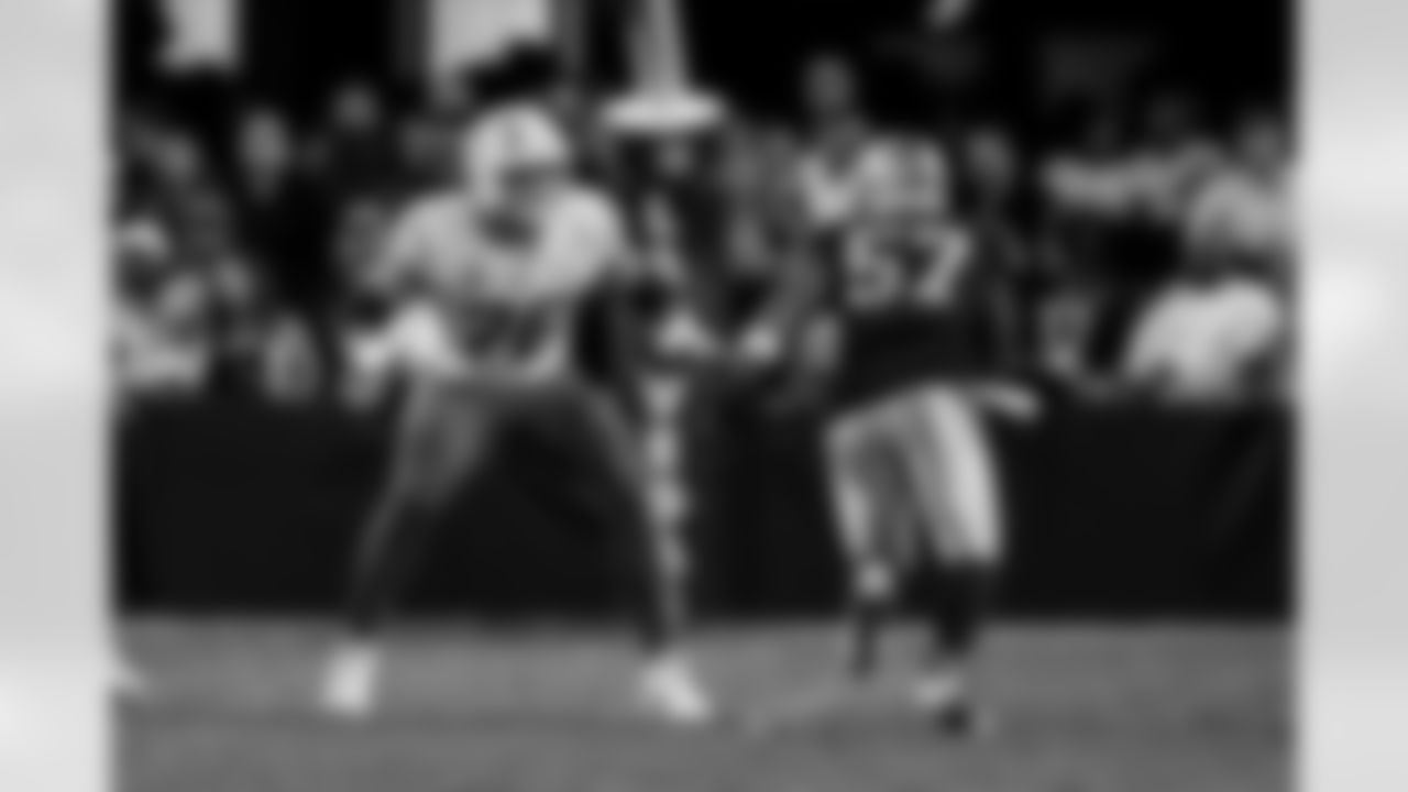 Chargers OT Joe Alt (#76) in action during their Pro Bowl season.