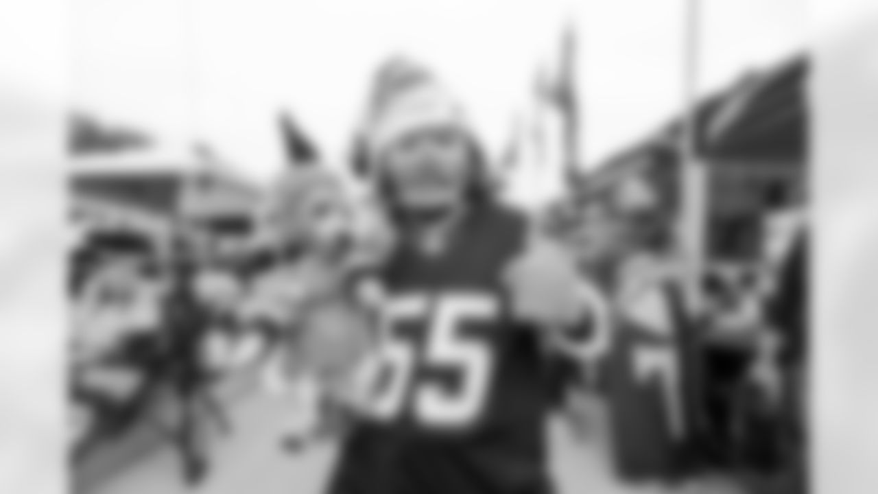 Fans joined the Bolt Fam at Pepsi Tailgate Central to get gameday ready for the Chargers' Week 13 clash with the Las Vegas Raiders.