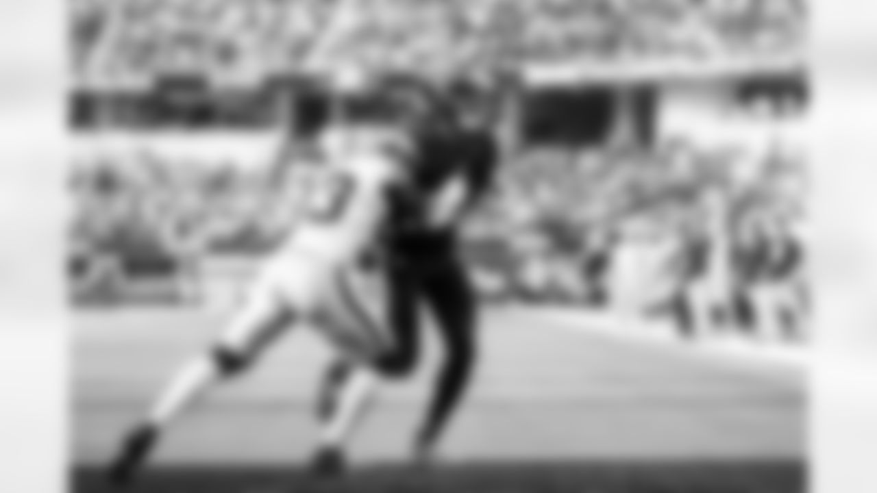 WR Quentin Johnston (1)