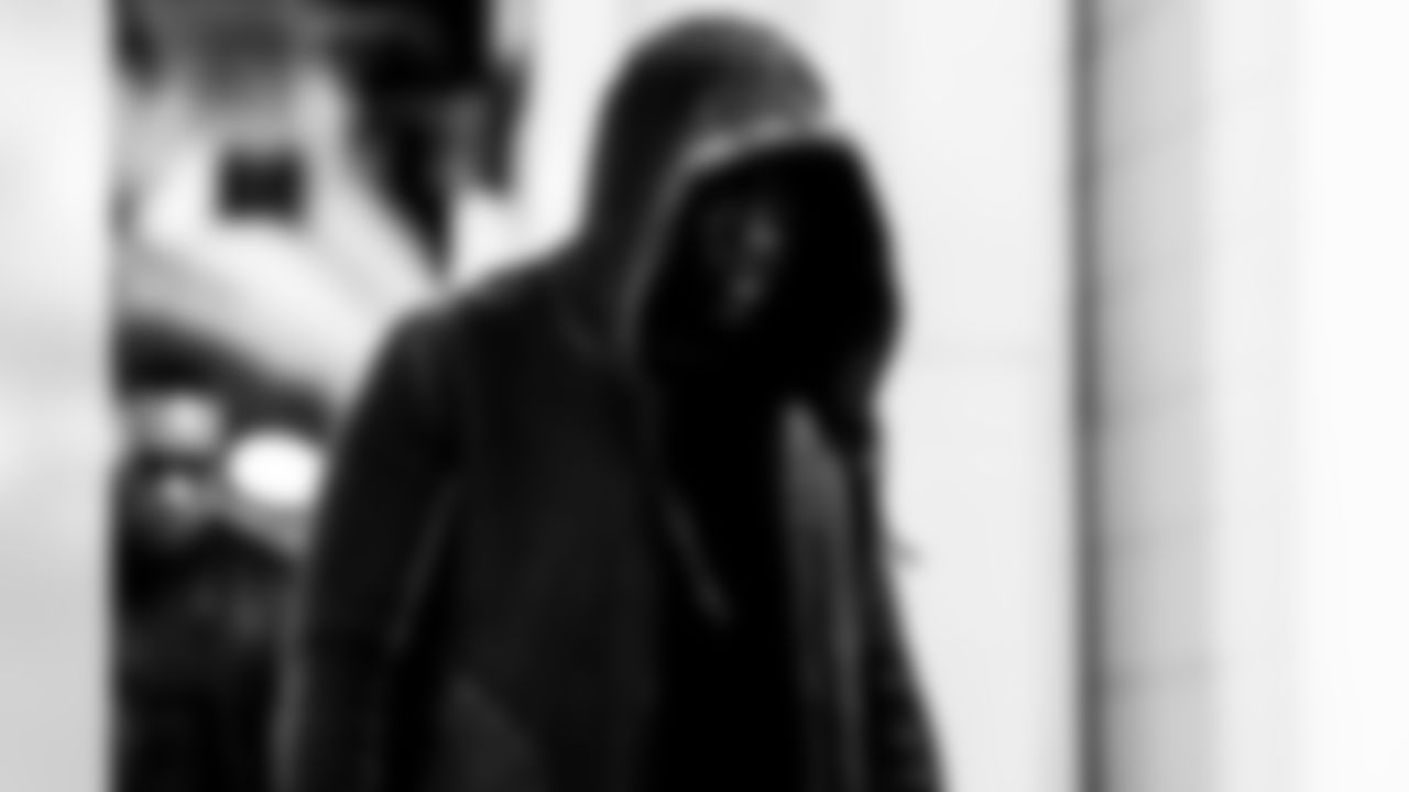 LB Daiyan Henley (0)