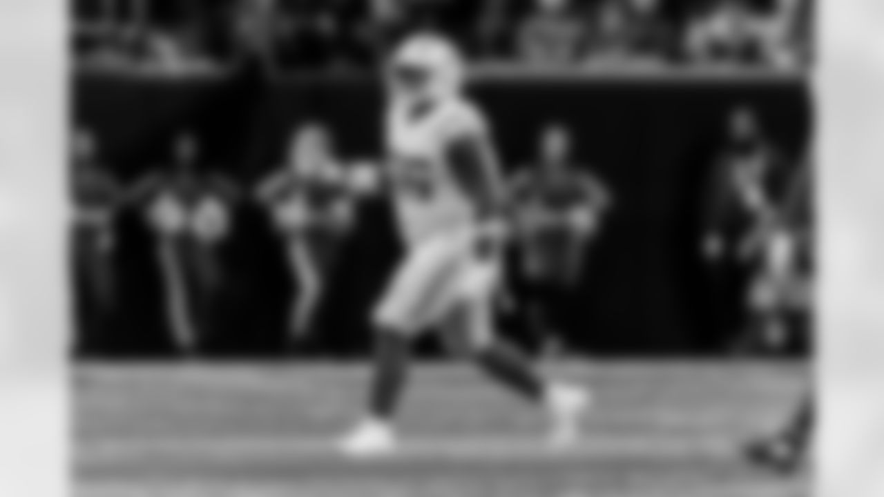 Check out the best shots from the Chargers Week 13 matchup against the Falcons!