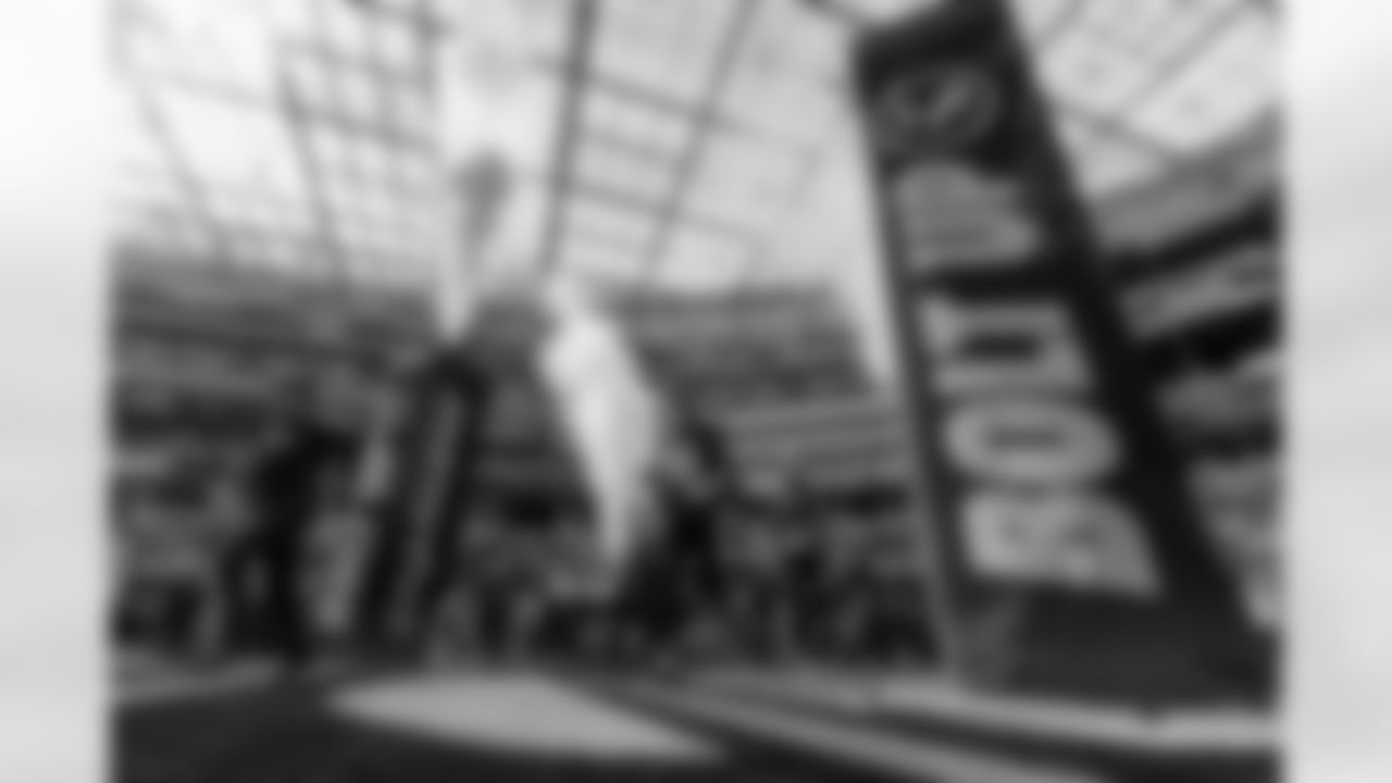 Check out the best shots from the Chargers Week 13 matchup against the Raiders!