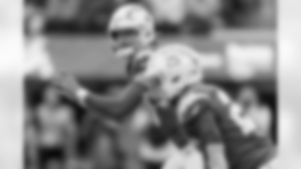 The Los Angeles Chargers play the Las Vegas Raiders on Sunday, October 1, 2023 at SoFi Stadium in Inglewood, CA.
[FINAL SCORE: LAC 24 - LV 17]