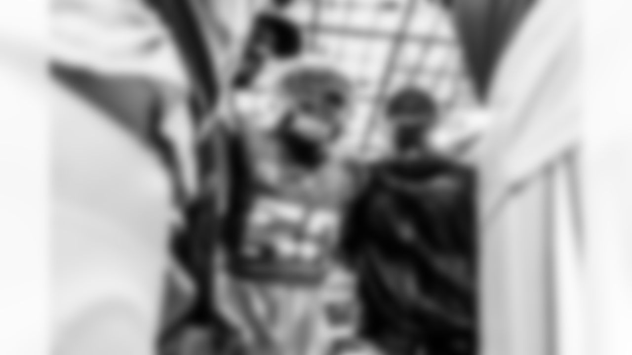 Take a look back at the Chargers Week 10 matchup with the Steelers in monochrome.