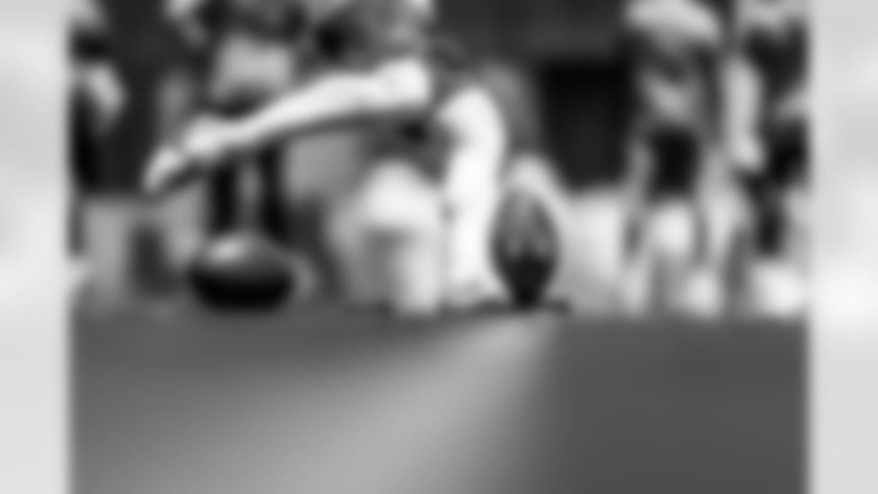 Los Angeles Chargers players participate in Phase 3 of the offseason program on Friday, May 30, 2025 at The Bolt in El Segundo, CA.