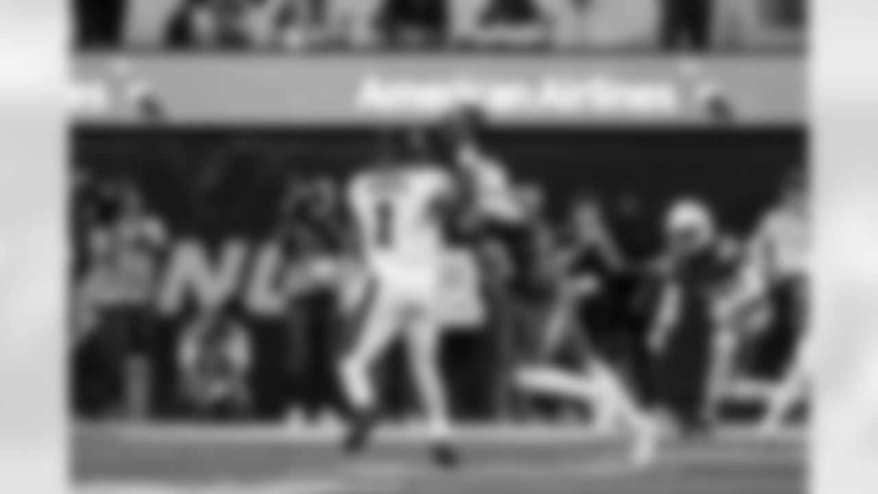 LB Daiyan Henley (0)