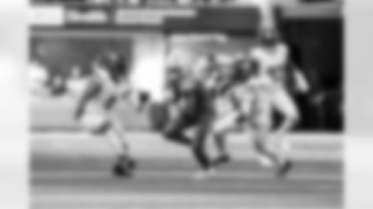 WR Ladd McConkey (15)