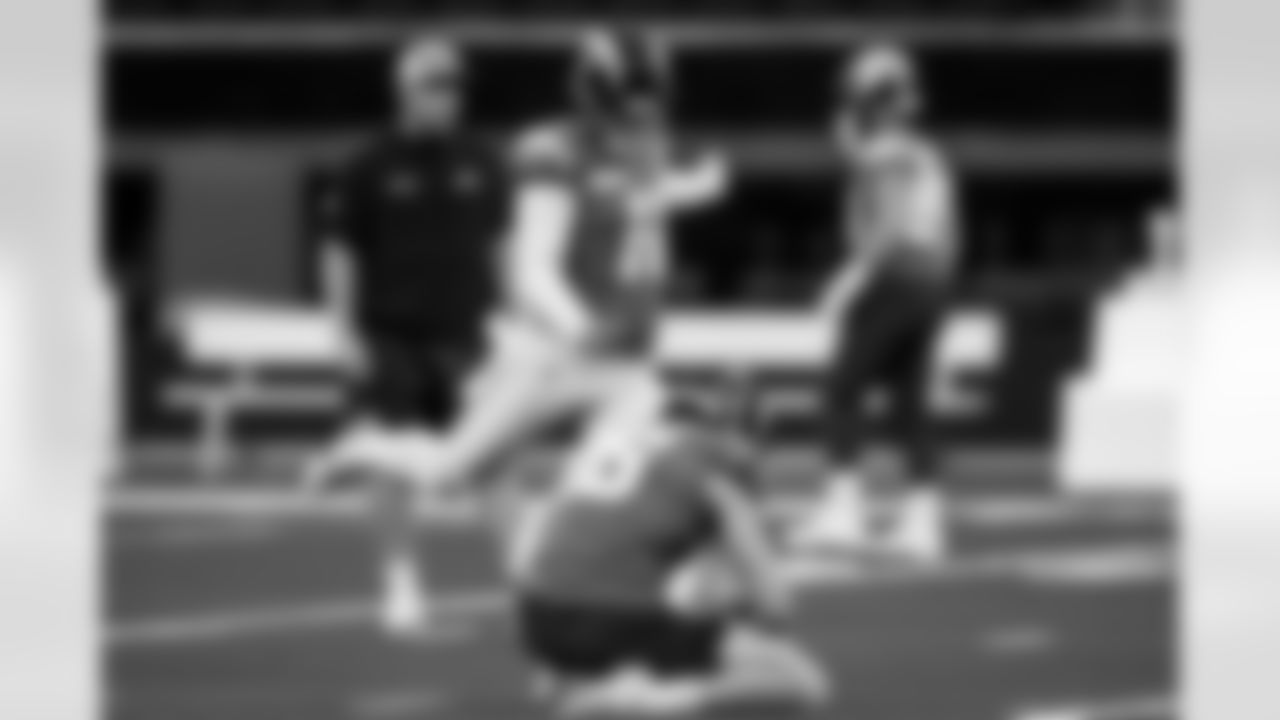 The Los Angeles Chargers practice on Wednesday, December 24, 2025 at Sofi Stadium in Inglewood, CA.