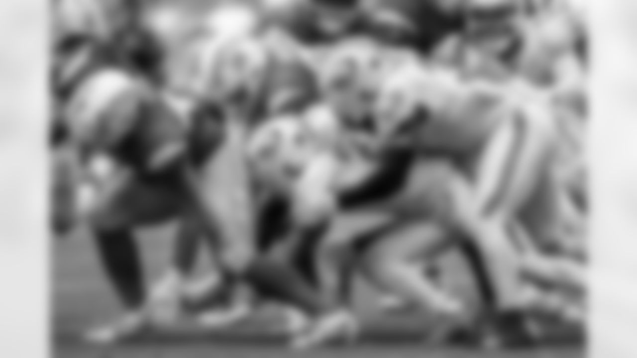 Check out the best shots from the Chargers Week 6 matchup against the Dolphins!