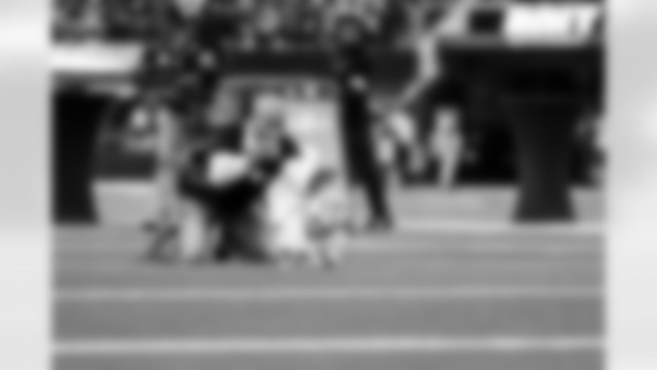 2025 Corgi Cup at Chargers vs. Texans Week 17 Matchup