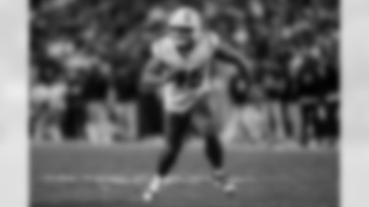 Take a look back at the best photos of Tuli Tuipulotu's 2025 campaign.