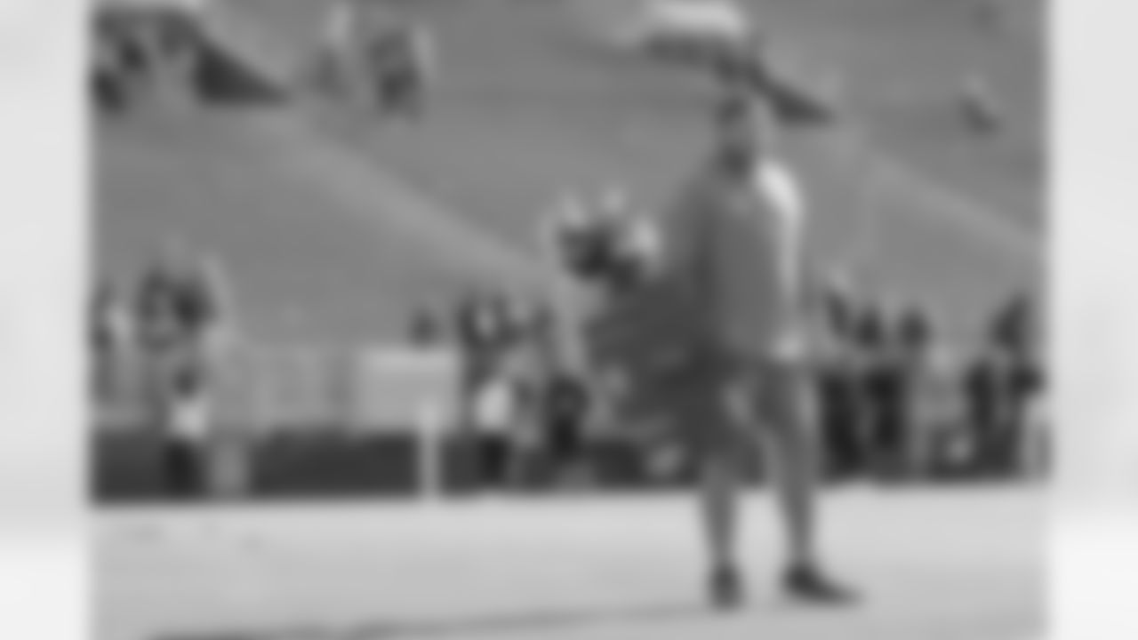 The Los Angeles Chargers play the Green Bay Packers on Sunday, November 19, 2023 at Lambeau Field in Green Bay, WI.
[FINAL SCORE: GB 23 - LAC 20]