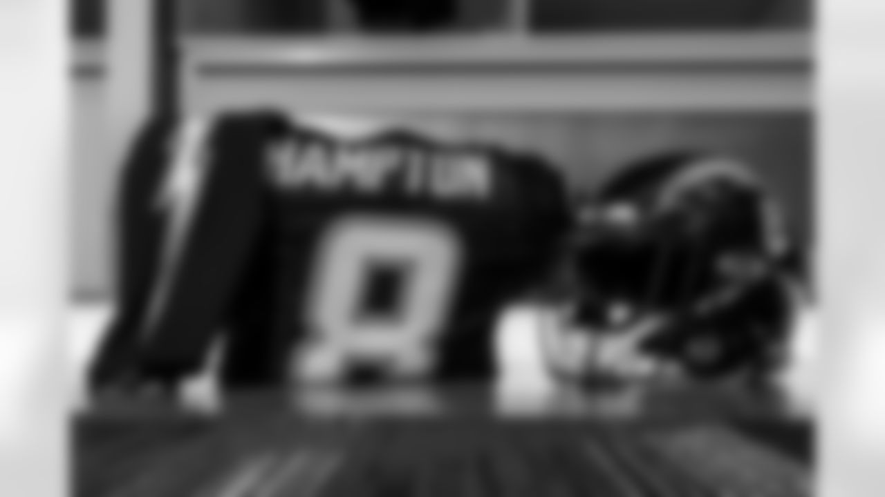 Check out the best shots from the Chargers Week 17 matchup against the Texans!