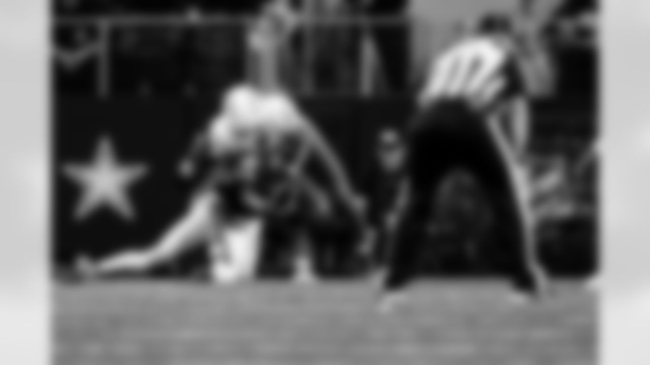 Check out the best shots from the Chargers Week 16 matchup against the Cowboys!