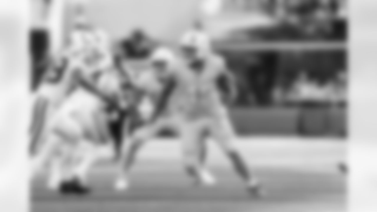 OLB Tuli Tuipulotu (45)