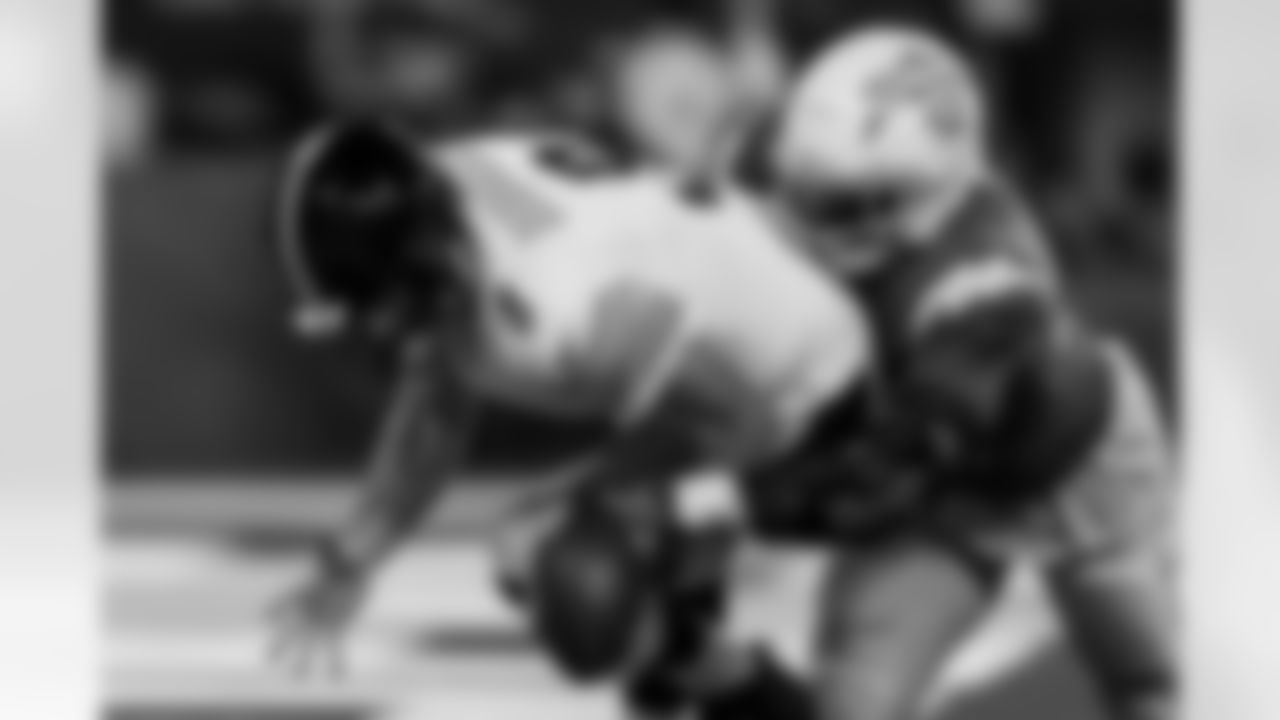 Take a look at the best photos of Chargers 2026 free agent Khalil Mack