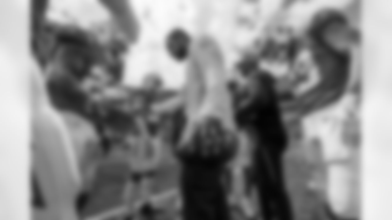 The Los Angeles Chargers play the Carolina Panthers on Sunday, September 15, 2024 at Bank of America Stadium in Charlotte, NC.
[FINAL SCORE: LAC 26 - CAR 3]