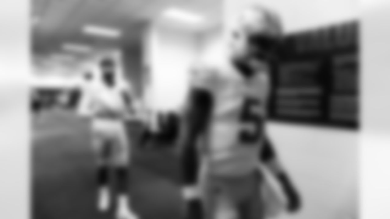 QB DJ Uiagalelei (7) and QB Trey Lance (5)