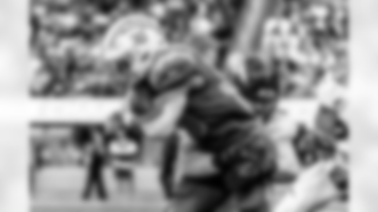 The Los Angeles Chargers play the Denver Broncos on Sunday, December 10, 2023 at SoFi Stadium in Inglewood, CA.
[FINAL SCORE: DEN 24 - LAC 7]