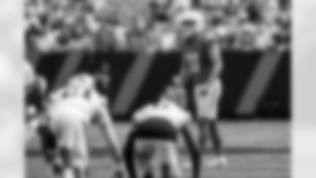 The Los Angeles Chargers play the Carolina Panthers on Sunday, September 15, 2024 at Bank of America Stadium in Charlotte, NC.
[FINAL SCORE: LAC 26 - CAR 3]