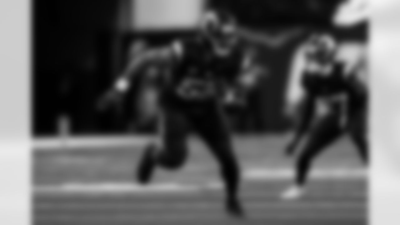 Take a look at the best photos of Chargers 2026 free agent Khalil Mack