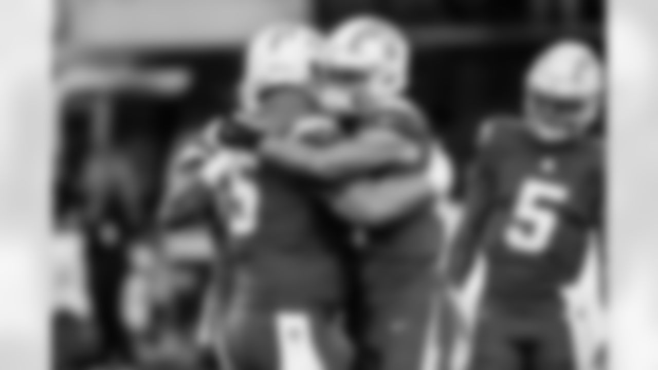 Take a look back at the best photos of Justin Herbert's 2025 campaign.