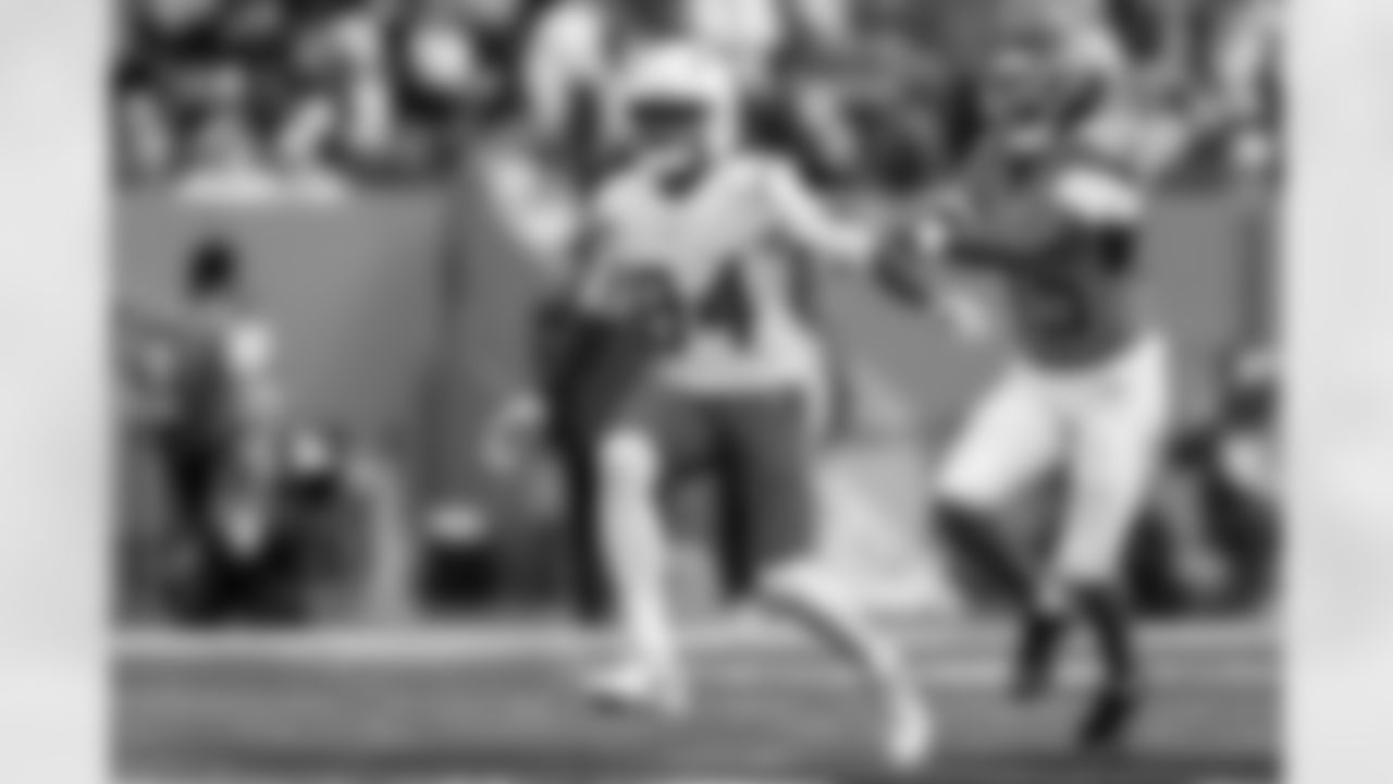 Take a look back at the best photos of the Chargers 2025 draft class in their inaugural NFL campaign.