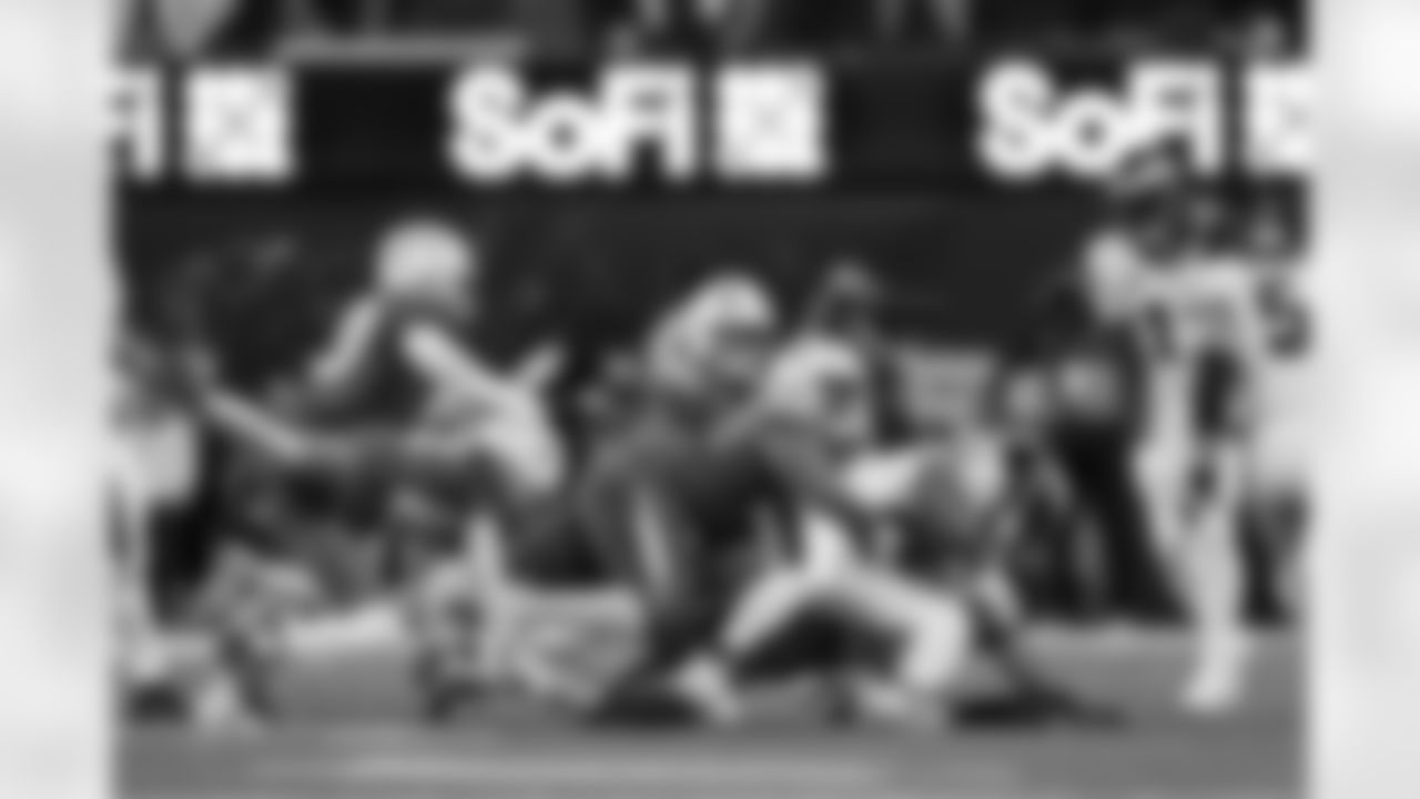 DT Jamaree Caldwell (99)