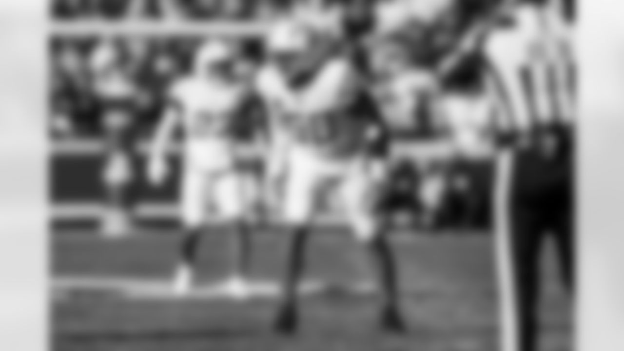 Check out the best shots from the Chargers Week 15 matchup against the Chiefs!